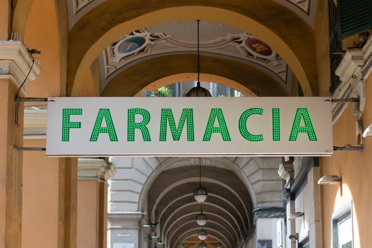 italian farmacia