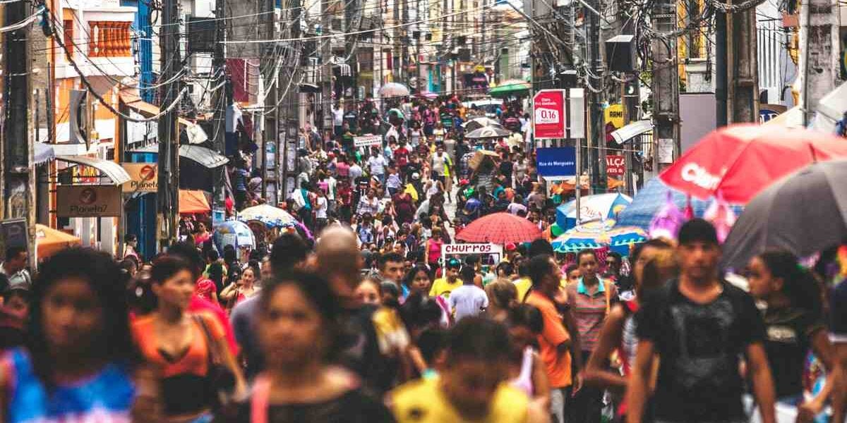 busy-street-sao-luis-brazil A crowded shopping street in Sao Luis, Brazil, which sometimes has a travel advisory warning